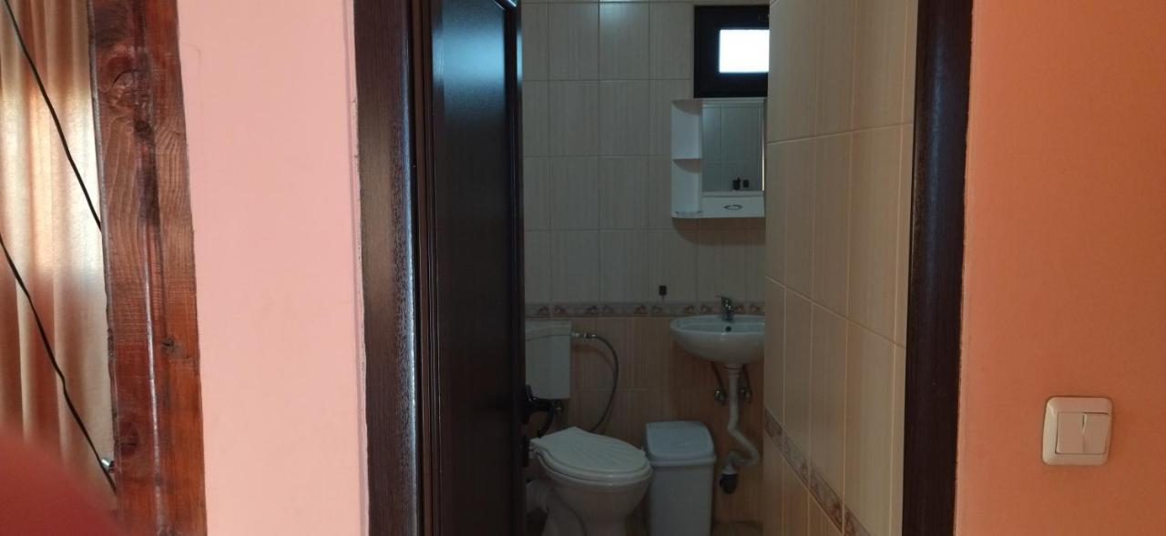 Guest House Ambrozia Kotel ภายนอก รูปภาพ