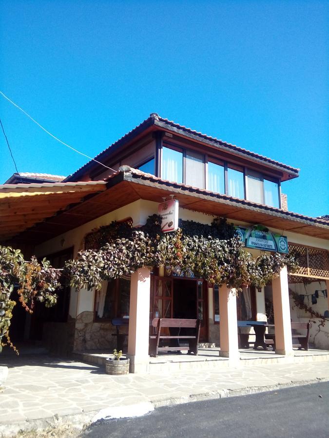 Guest House Ambrozia Kotel ภายนอก รูปภาพ